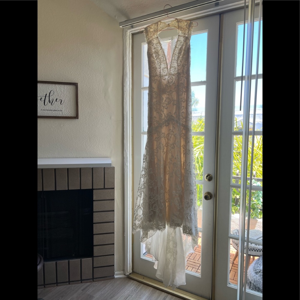 Floravere Wedding Sample Dress Designed in Los Angeles